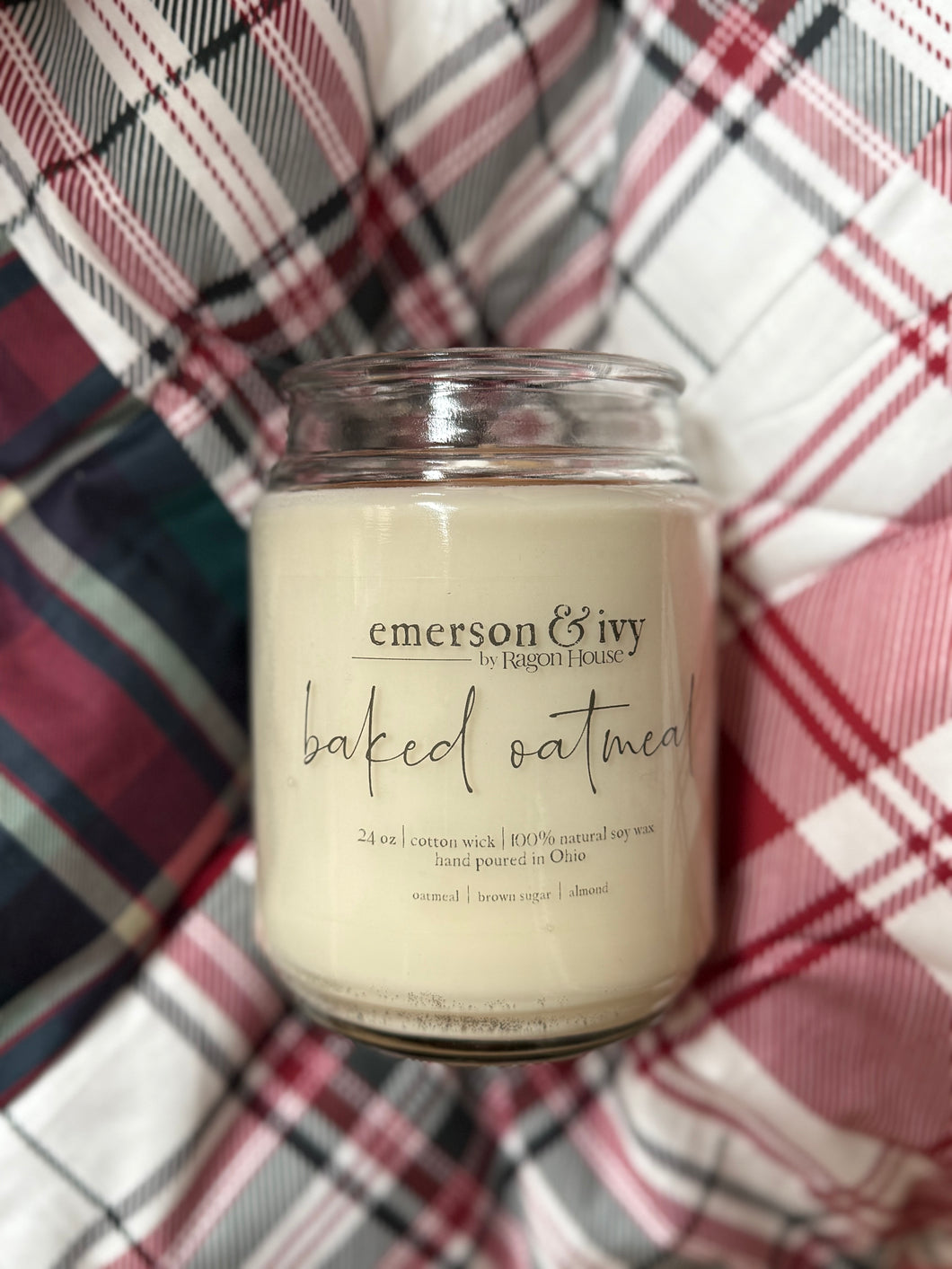 C222211 - 24oz Baked Oatmeal Soy Candle (7433781542978)