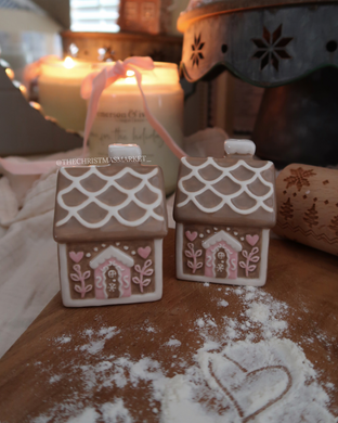 Gingerbread House Salt & Pepper Shakers Set - PRE ORDER (7296256344130)