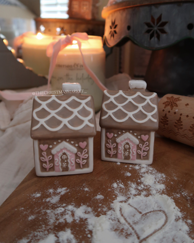 Gingerbread House Salt & Pepper Shakers Set - PRE ORDER (7296256344130)