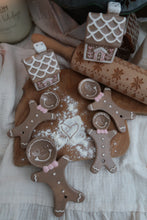 Load image into Gallery viewer, Brown Gingerbread Man Measuring Spoons - PRE ORDER (7296254345282)