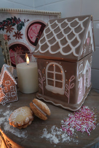 Brown Gingerbread House Cookie Jar - PRE ORDER (7296257884226)