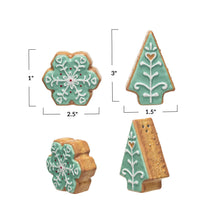 Load image into Gallery viewer, Ceramic Christmas Cookie Shaped Salt &amp; Pepper Shakers, Set of 2 (7374757593154)