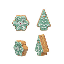 Load image into Gallery viewer, Ceramic Christmas Cookie Shaped Salt &amp; Pepper Shakers, Set of 2 (7374757593154)